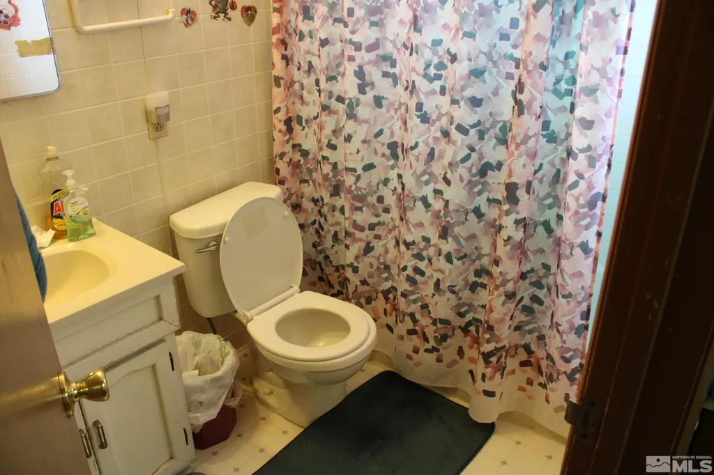1885 Castle Reno NV 89512