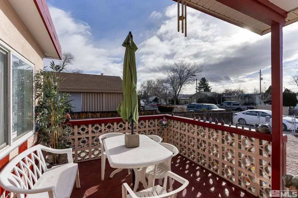 1885 Castle Reno NV 89512