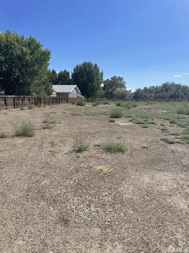 125 Deer Creek Fallon NV 89406
