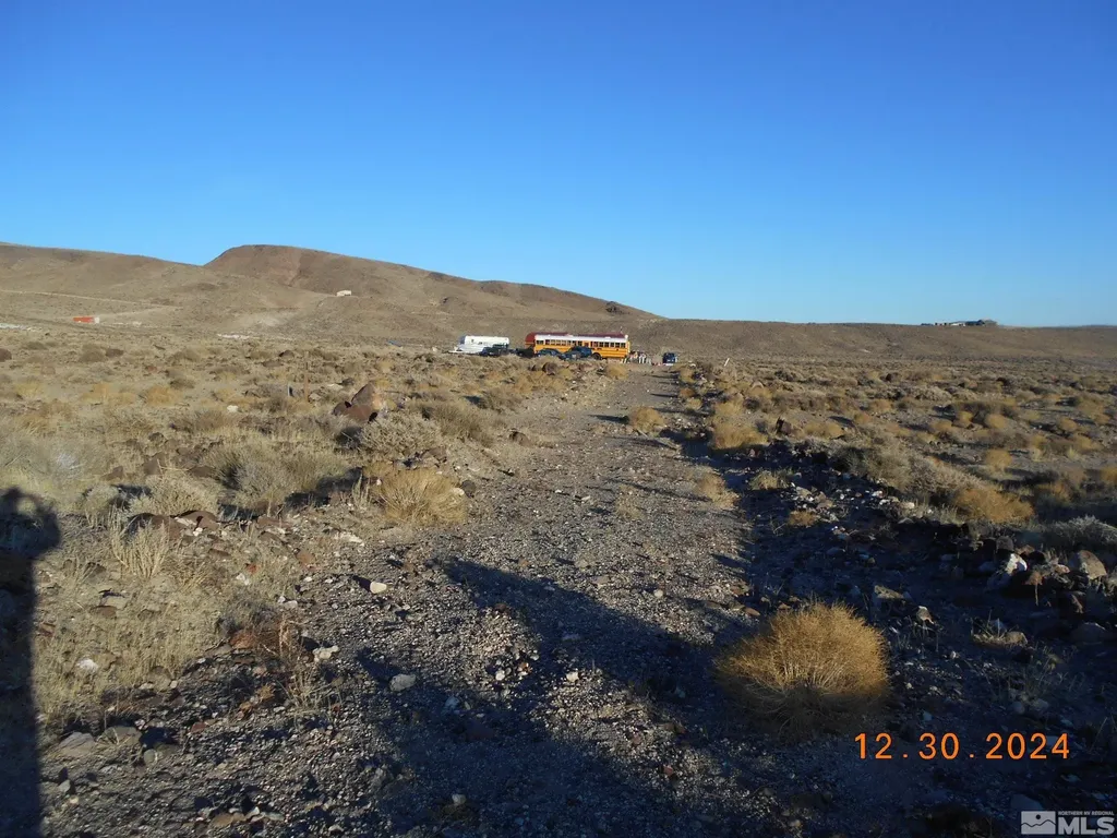 01512108 Off Of Onyx Silver Springs NV 89429