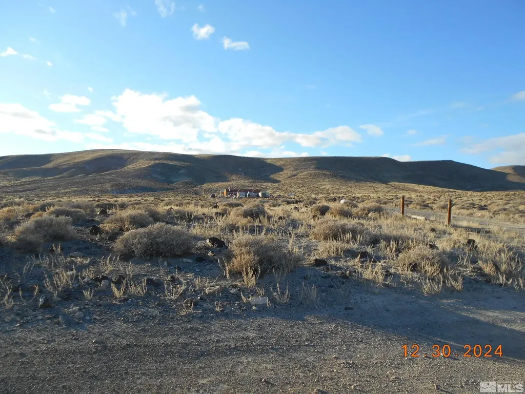 01512108 Off Of Onyx Silver Springs NV 89429