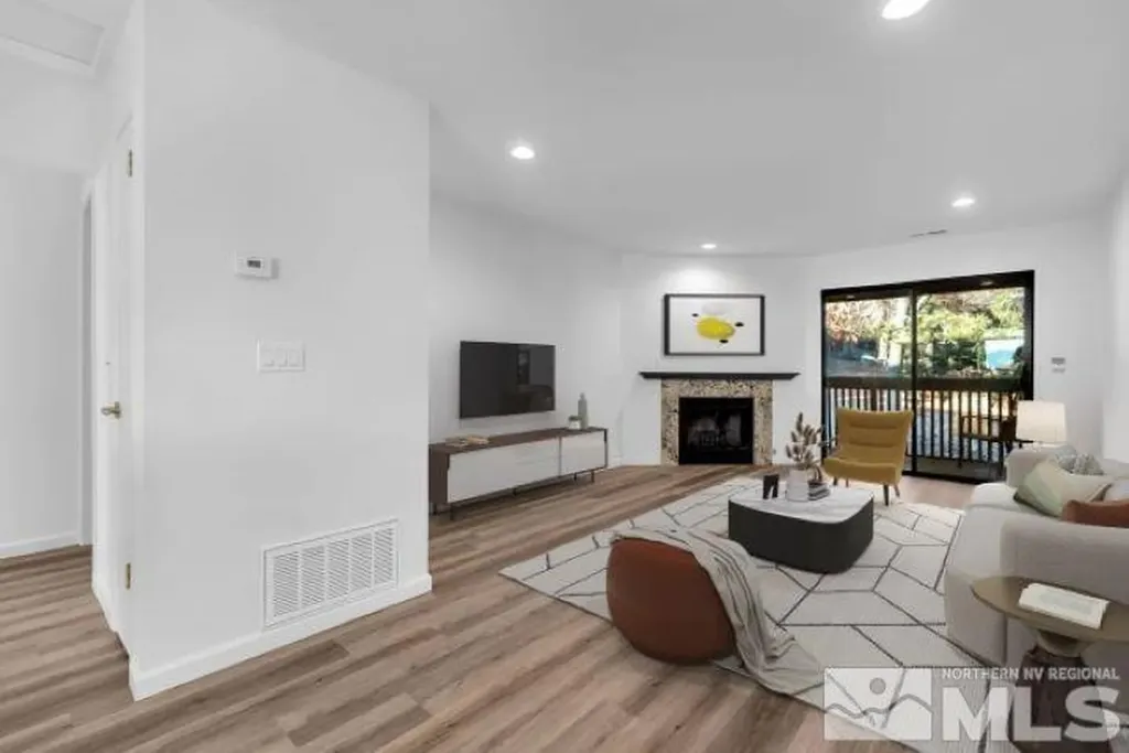 2903 Tierra Verde Reno NV 89512