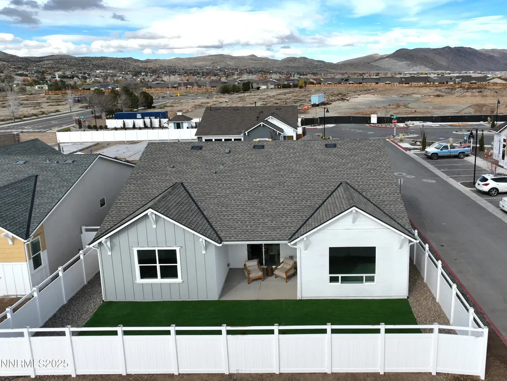 282 Arlis Spanish Springs NV 89441