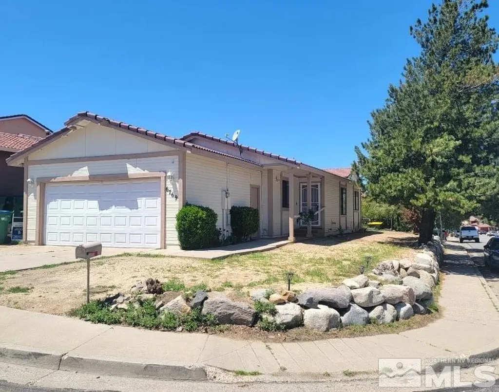 6769 Peppermint Reno NV 89506