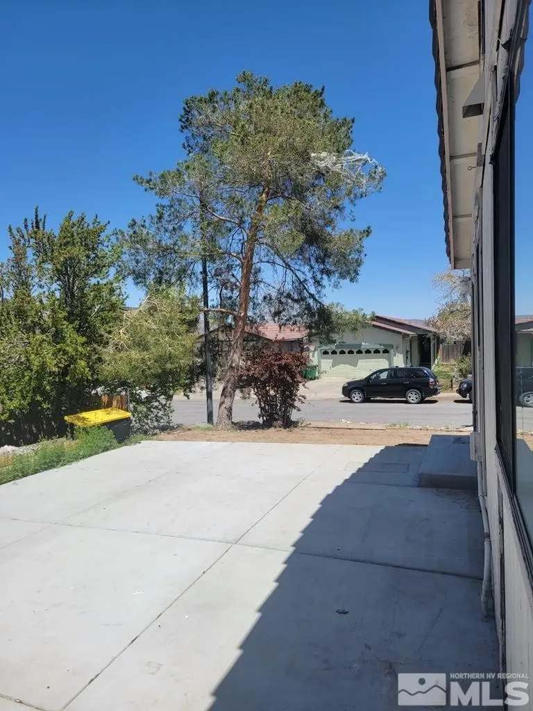 6769 Peppermint Reno NV 89506