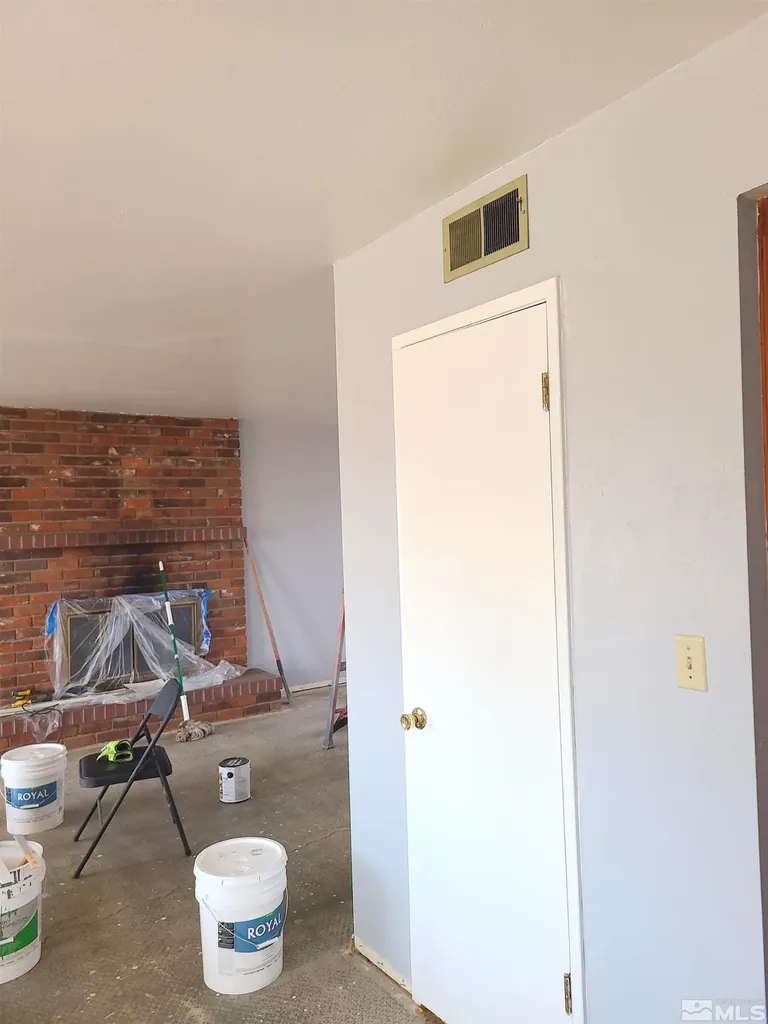 1755 Coleman Fallon NV 89406