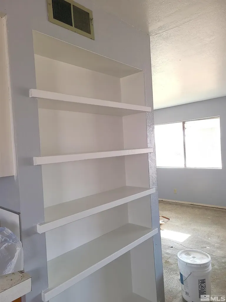 1755 Coleman Fallon NV 89406