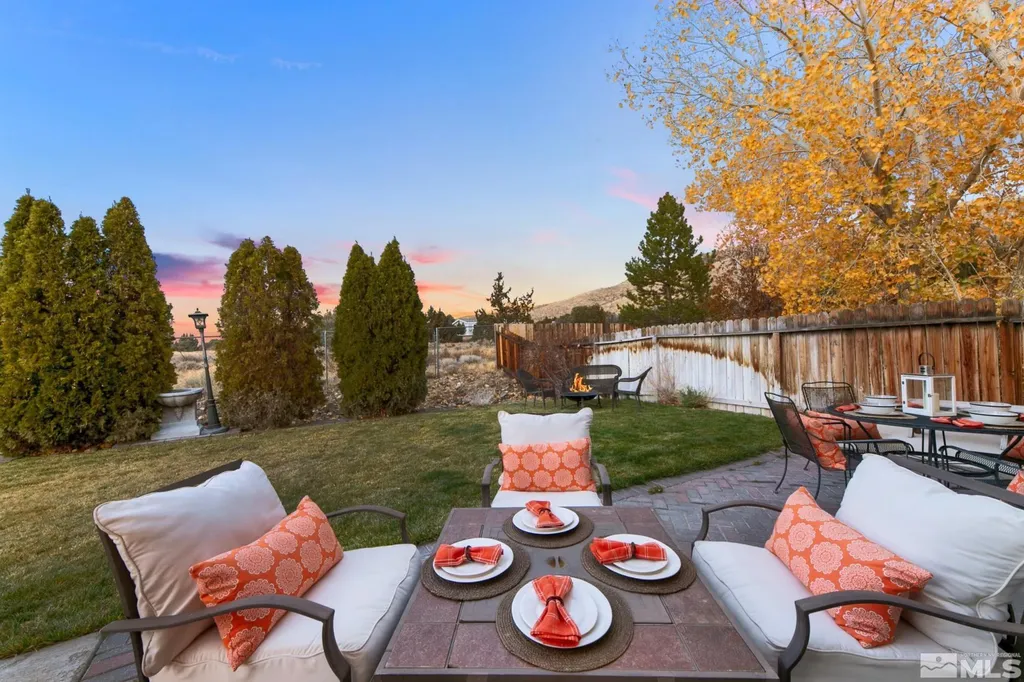 10 Conner Gardnerville NV 89410