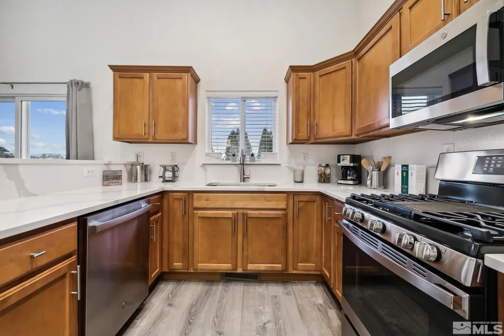 10 Conner Gardnerville NV 89410