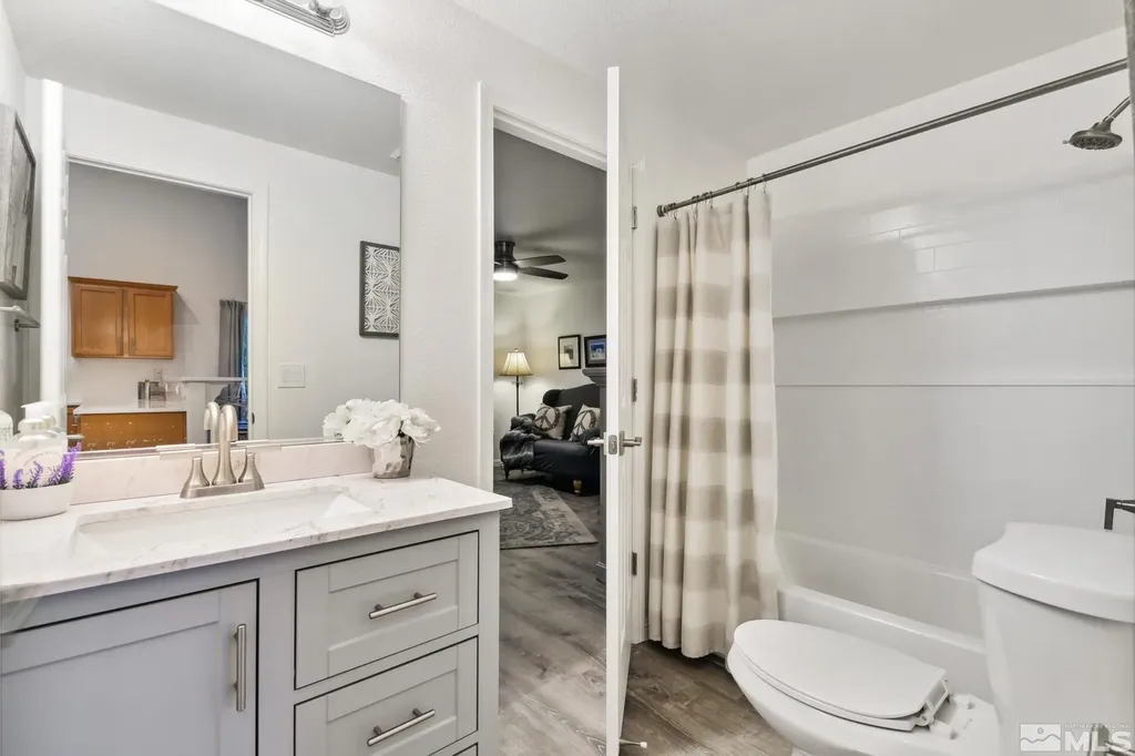 10 Conner Gardnerville NV 89410