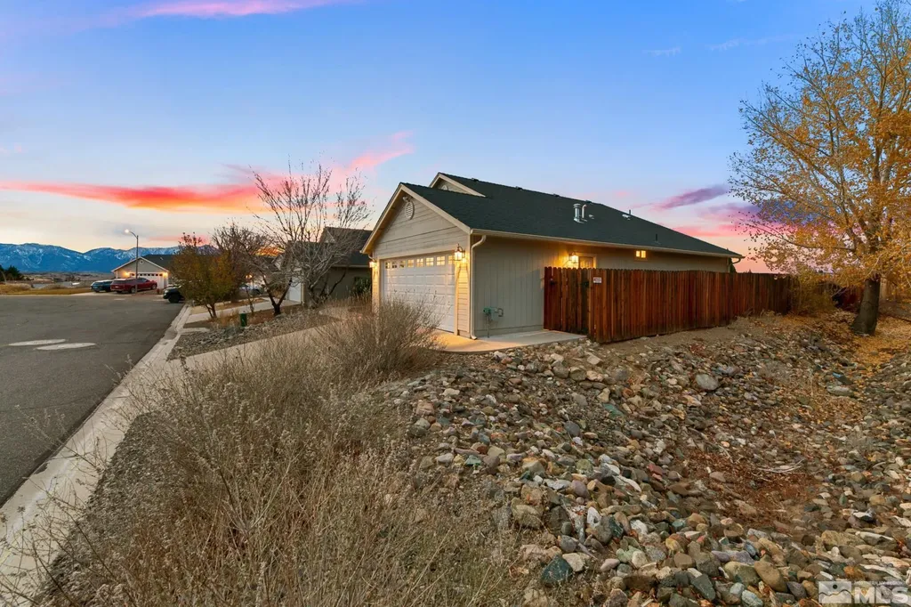10 Conner Gardnerville NV 89410
