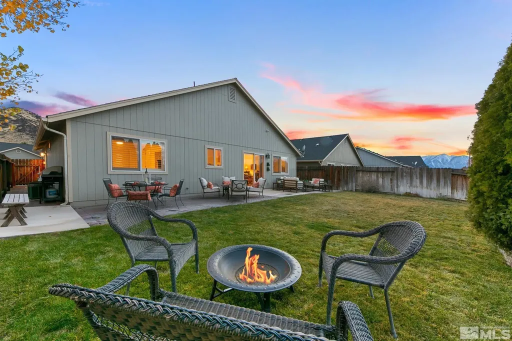 10 Conner Gardnerville NV 89410