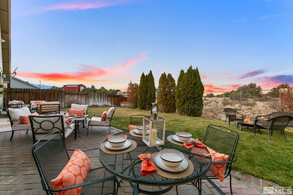 10 Conner Gardnerville NV 89410
