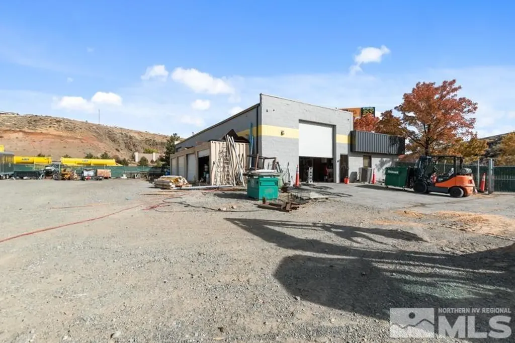 2955 Highway 40 Verdi NV 89523