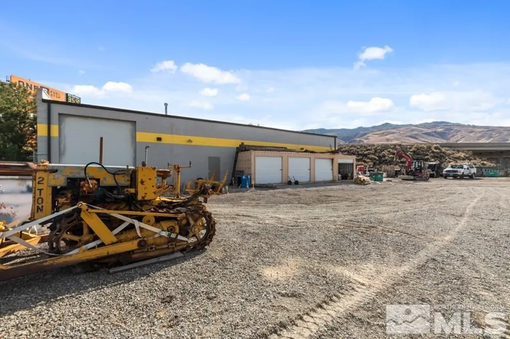 2955 Highway 40 Verdi NV 89523