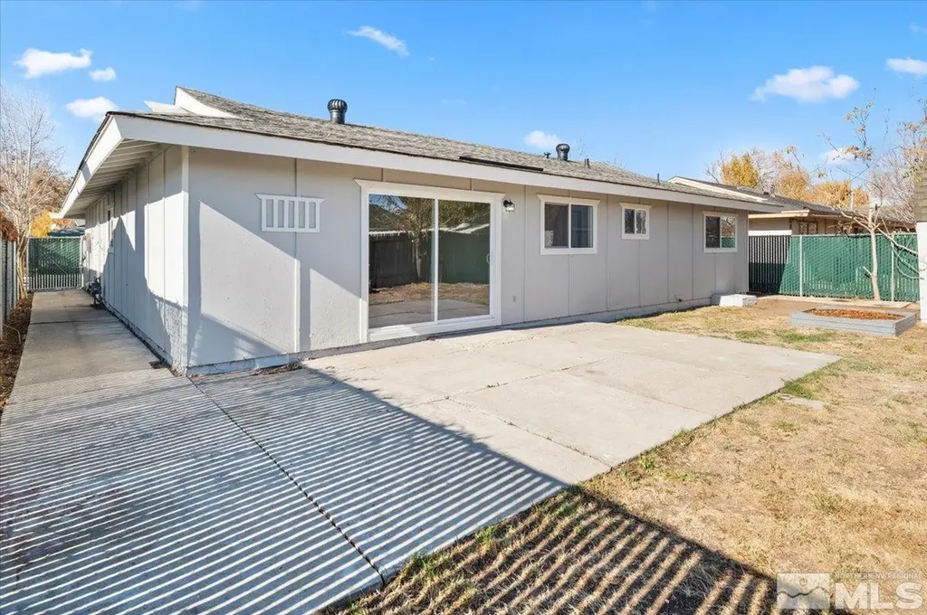 630 Teel Sparks NV 89431