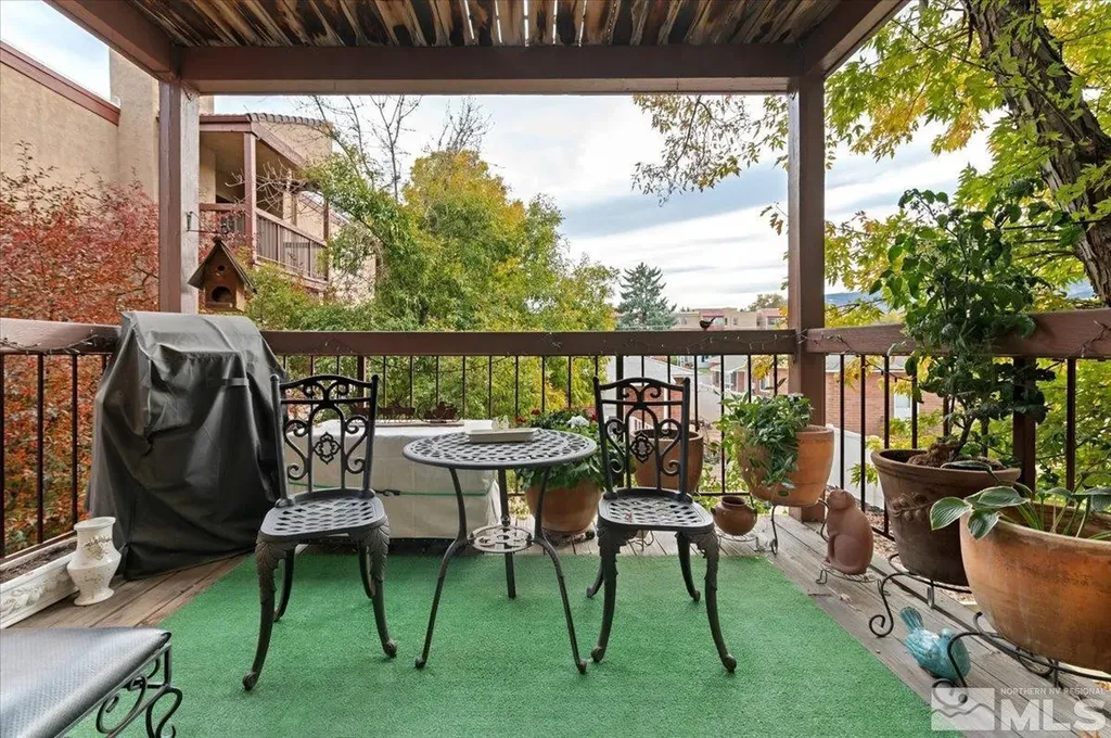 2955 Lakeside Reno NV 89509