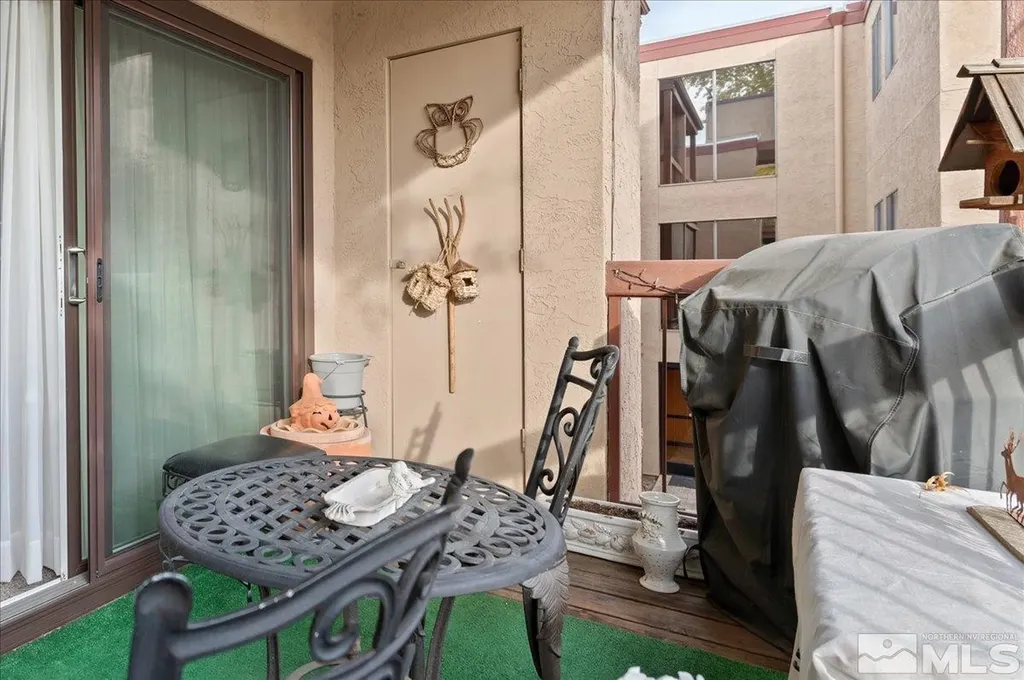 2955 Lakeside Reno NV 89509