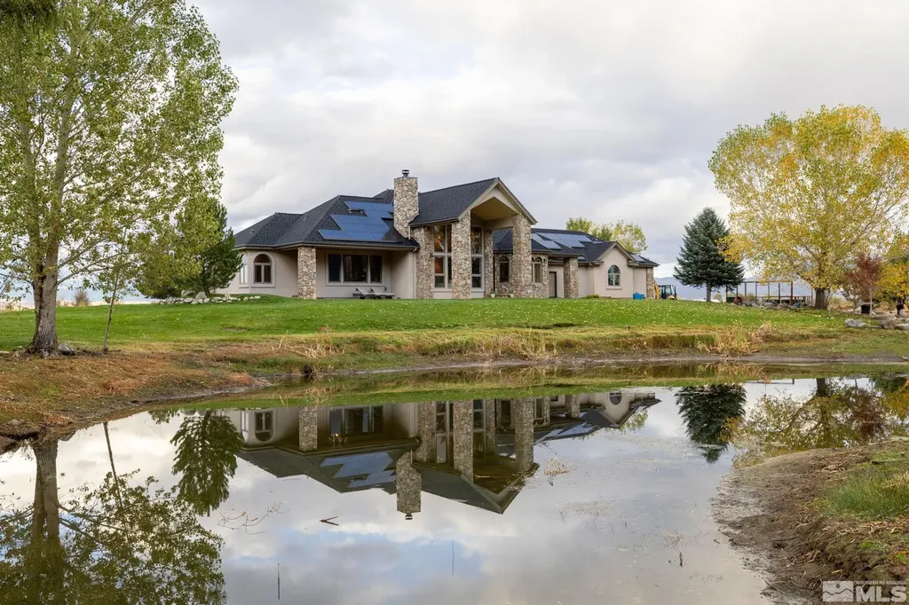 615 Fork Vista Gardnerville NV 89460