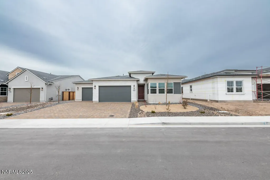 7511 Hoback Sparks NV 89436