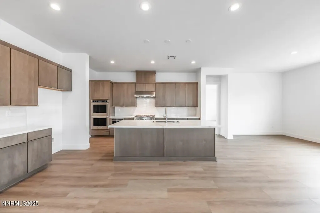 7511 Hoback Sparks NV 89436