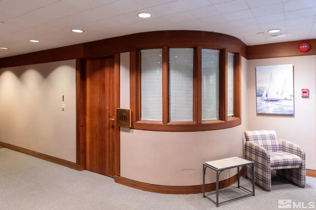 889 Alder Incline Village NV 89451