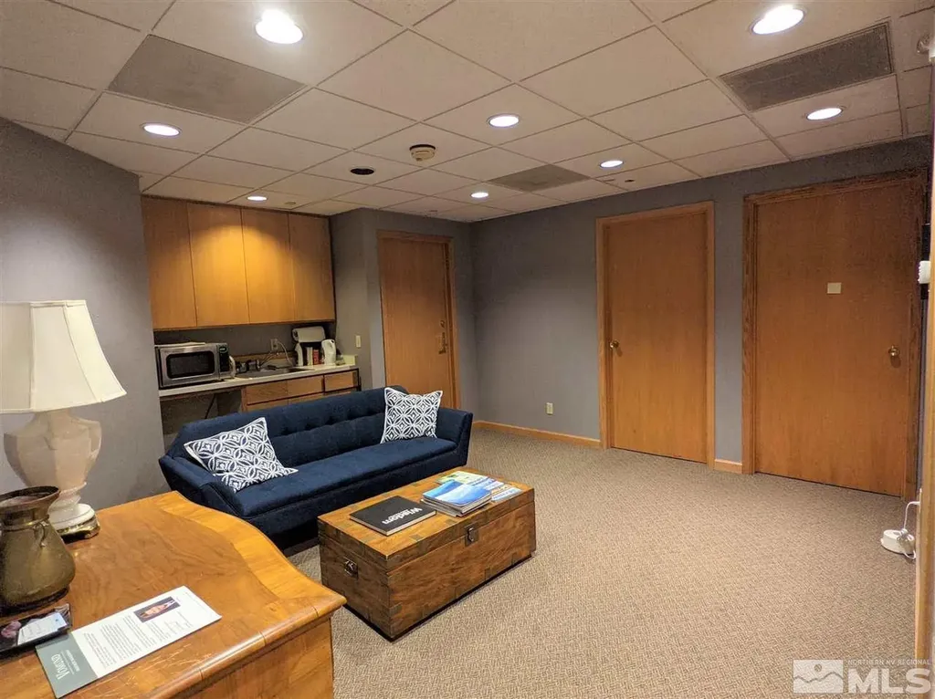 889 Alder Incline Village NV 89451