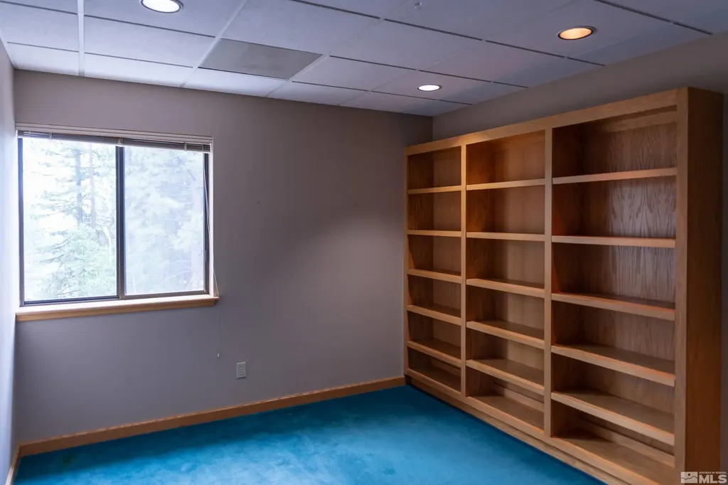 889 Alder Incline Village NV 89451