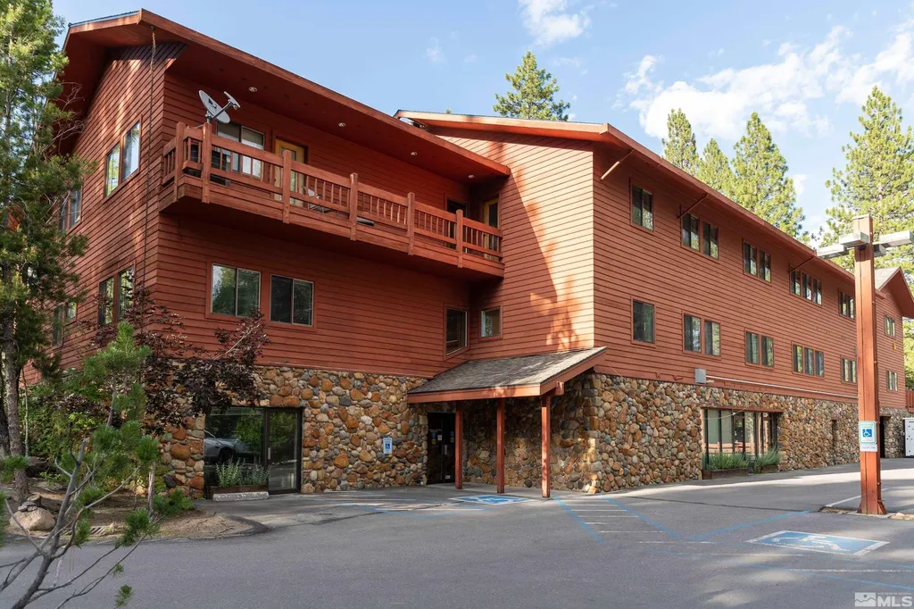 889 Alder Incline Village NV 89451
