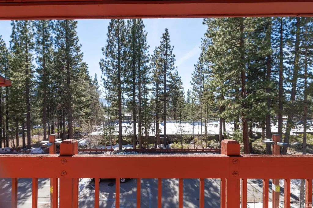 889 Alder Incline Village NV 89451