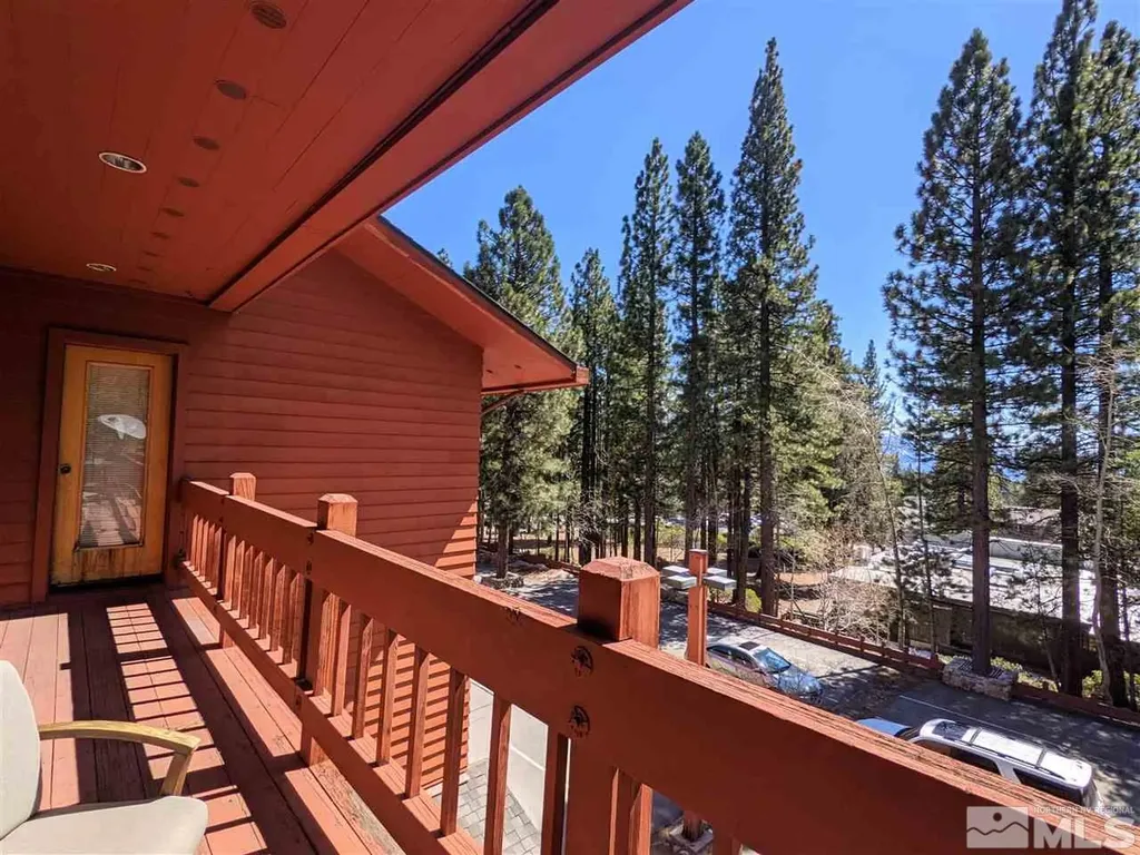 889 Alder Incline Village NV 89451