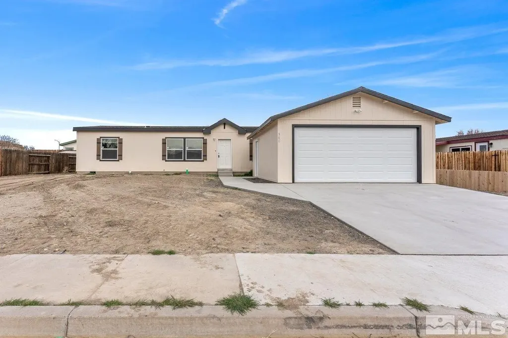 960 Jasper Fernley NV 89408