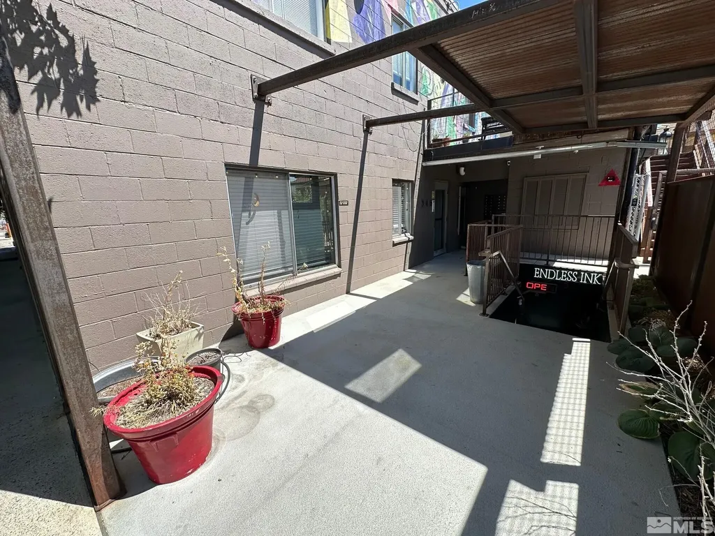 120 Thoma Reno NV 89501