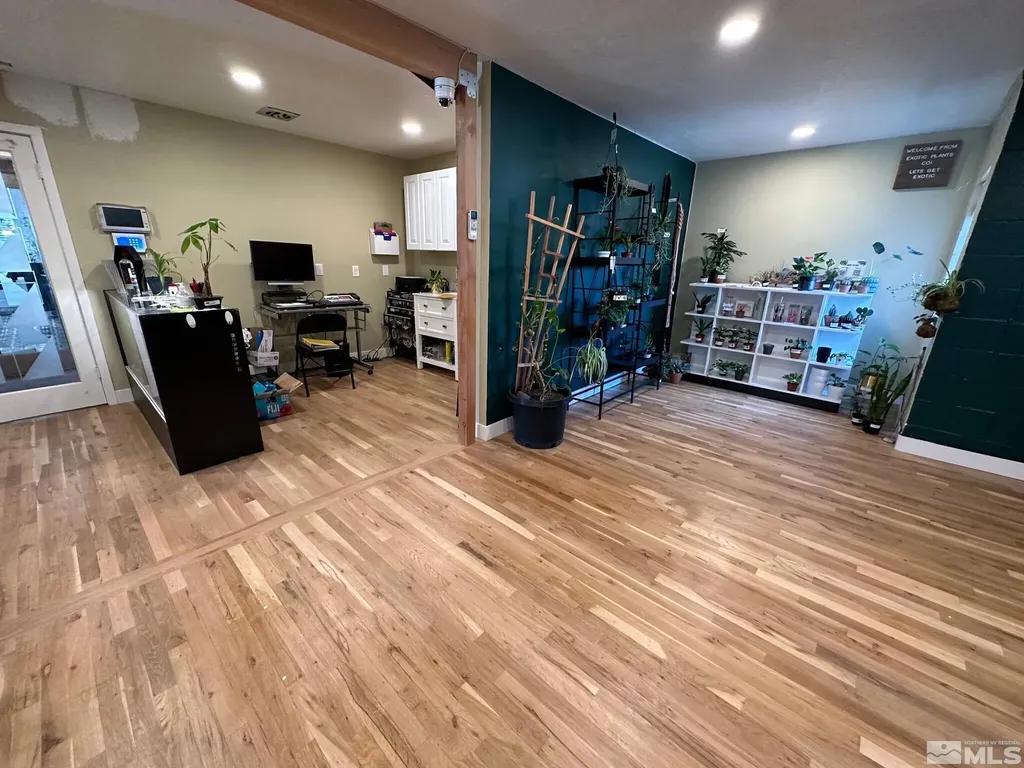 120 Thoma Reno NV 89501