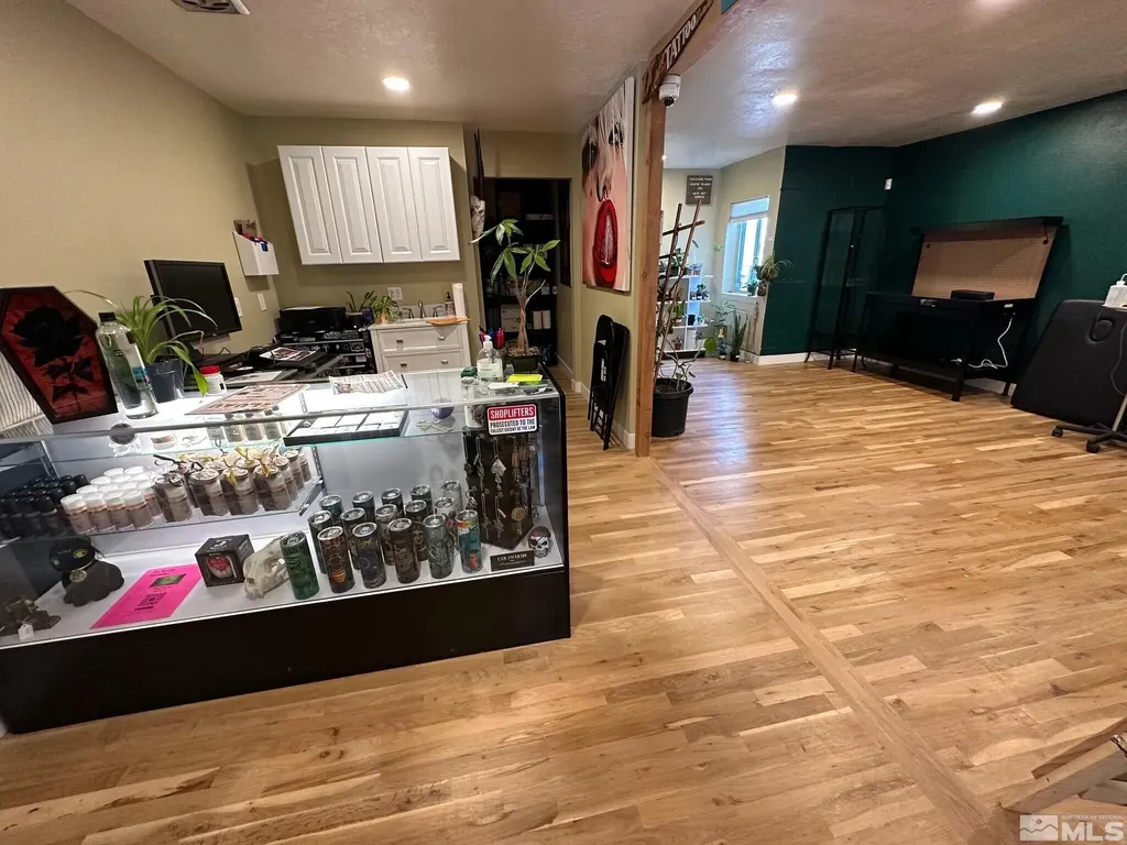 120 Thoma Reno NV 89501