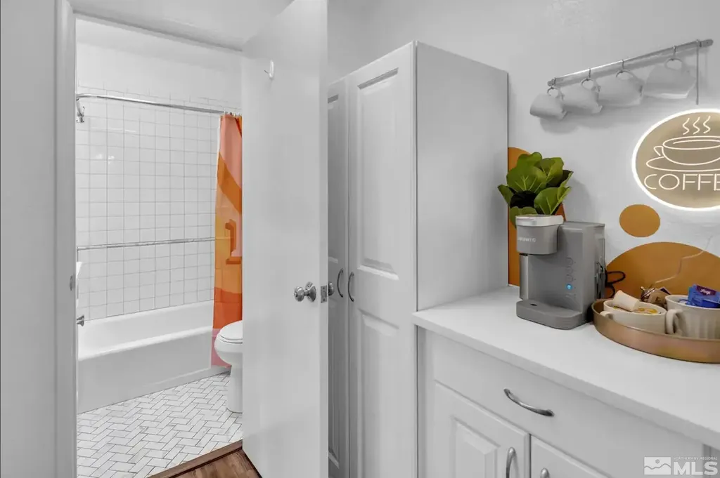 120 Thoma Reno NV 89501