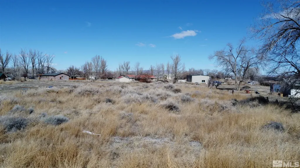 21 Cherry Yerington NV 89447