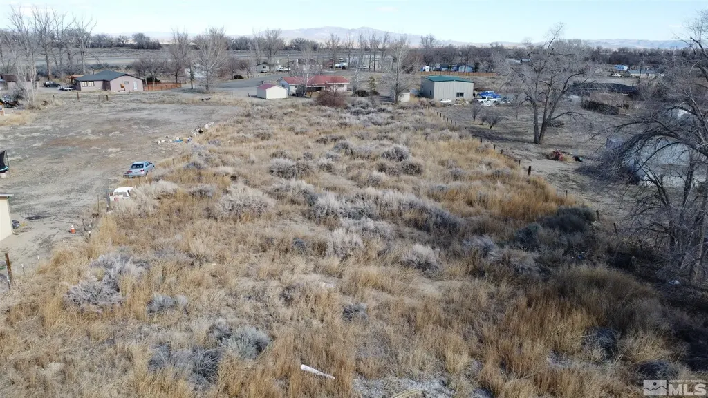 21 Cherry Yerington NV 89447