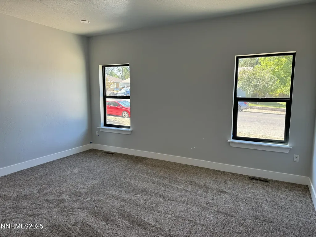 5270 Marla Winnemucca NV 89445