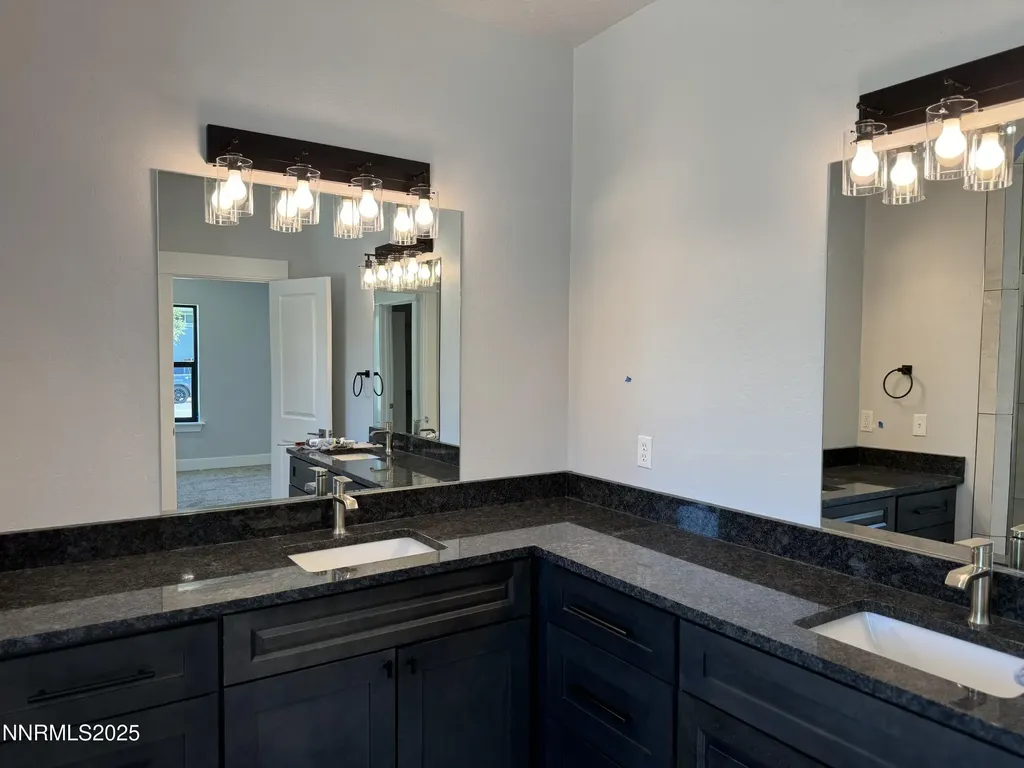 5270 Marla Winnemucca NV 89445