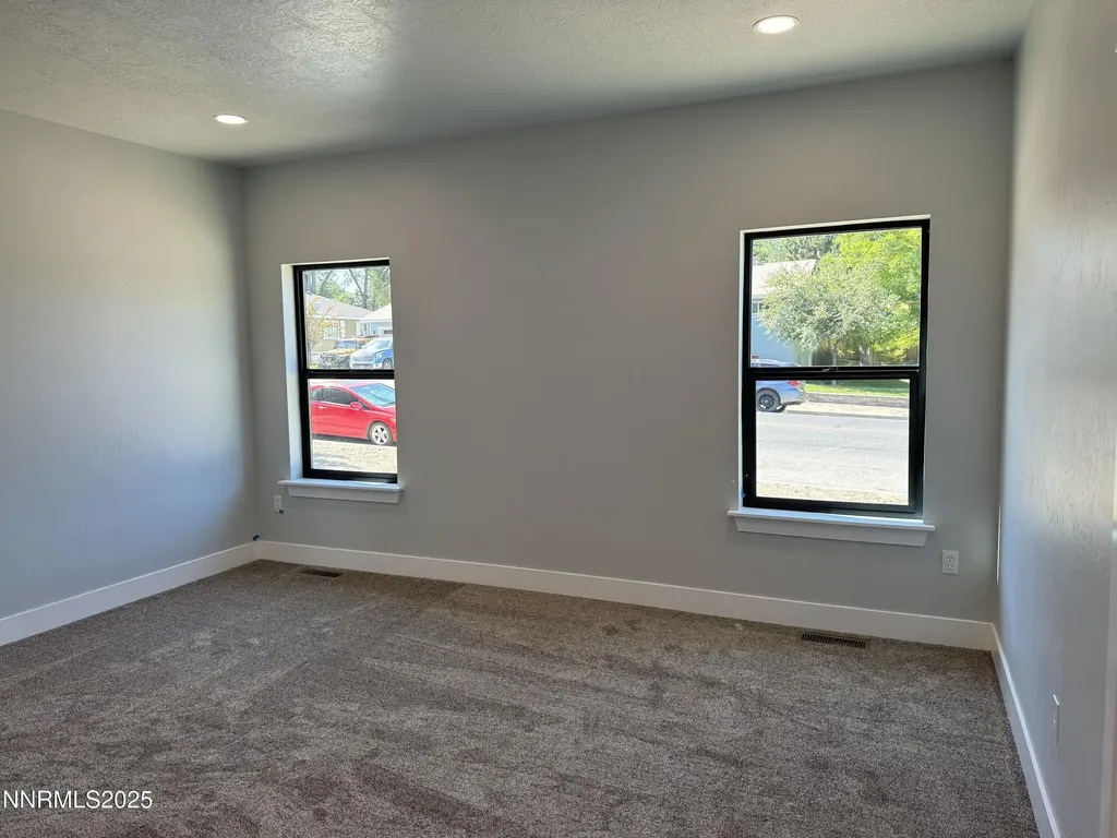 5270 Marla Winnemucca NV 89445