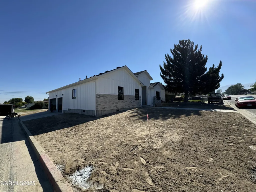 5270 Marla Winnemucca NV 89445