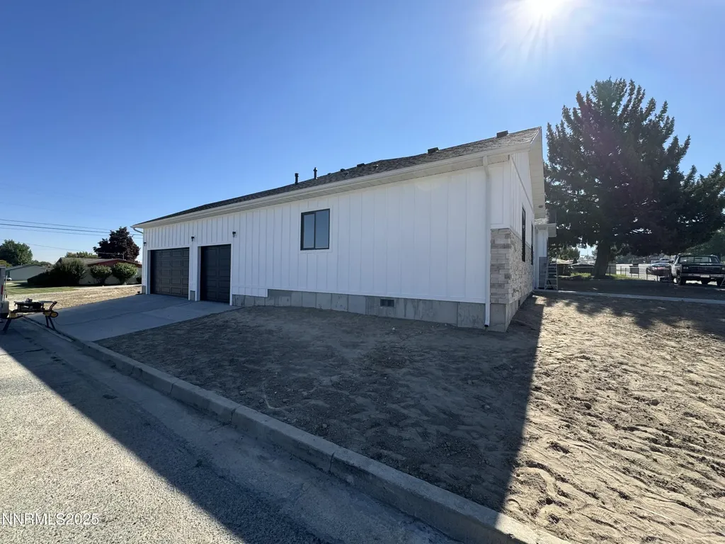 5270 Marla Winnemucca NV 89445