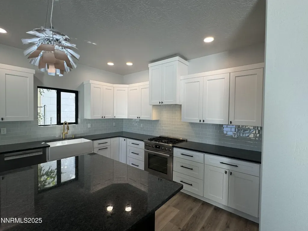 5270 Marla Winnemucca NV 89445