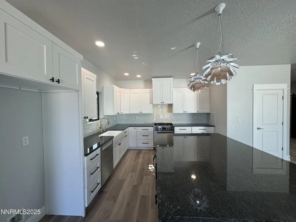 5270 Marla Winnemucca NV 89445