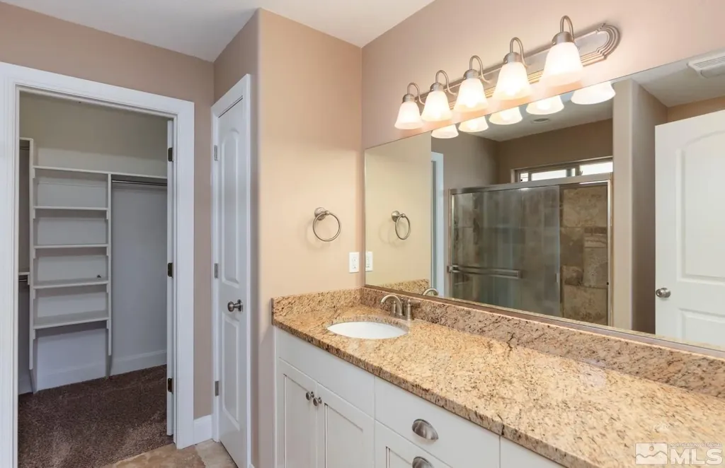 5295 Marla Winnemucca NV 89445