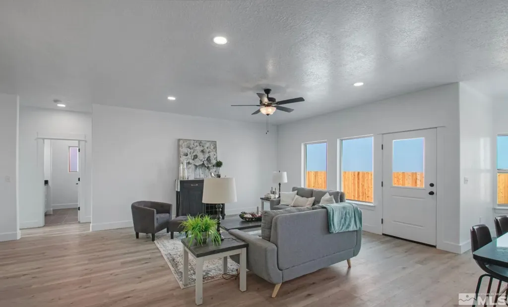5285 Marla Winnemucca NV 89445