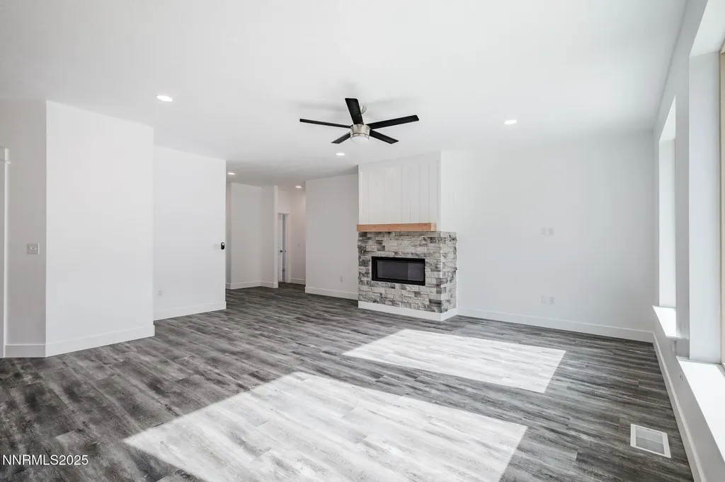 5305 Marla Winnemucca NV 89445