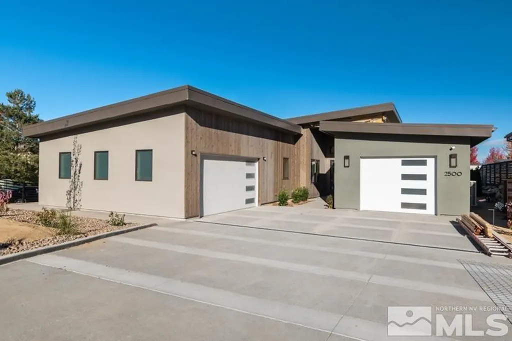 2500 Meraki Reno NV 89509