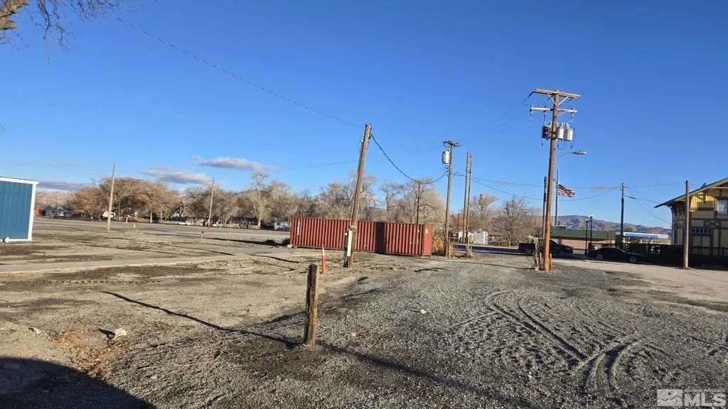 1070 Cornell Lovelock NV 89419